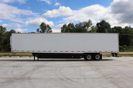 2018 Utility Reefer Trailer with Carrier 2500 Engine - 53 Ft - Image 5