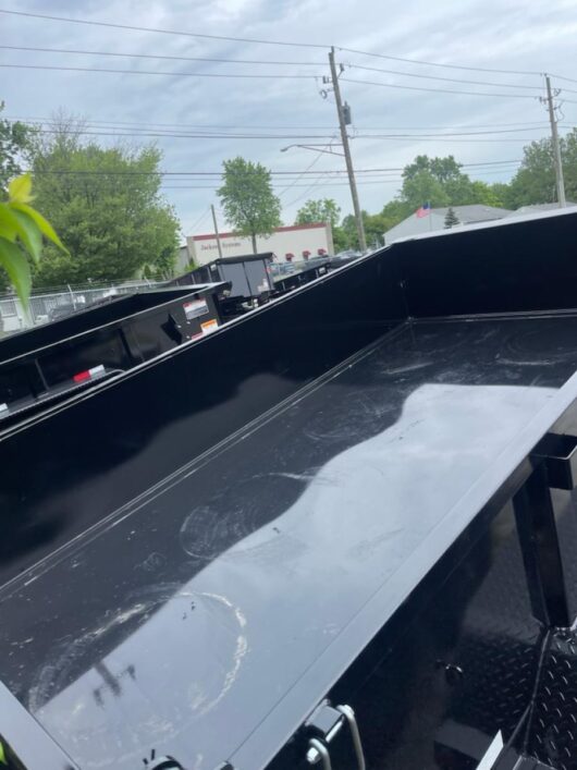 10SR, Dump Trailer, 83" x 12' - Image 4