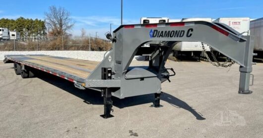 2024 DIAMOND C FMAX 212 40' HOTSHOT TRAILER